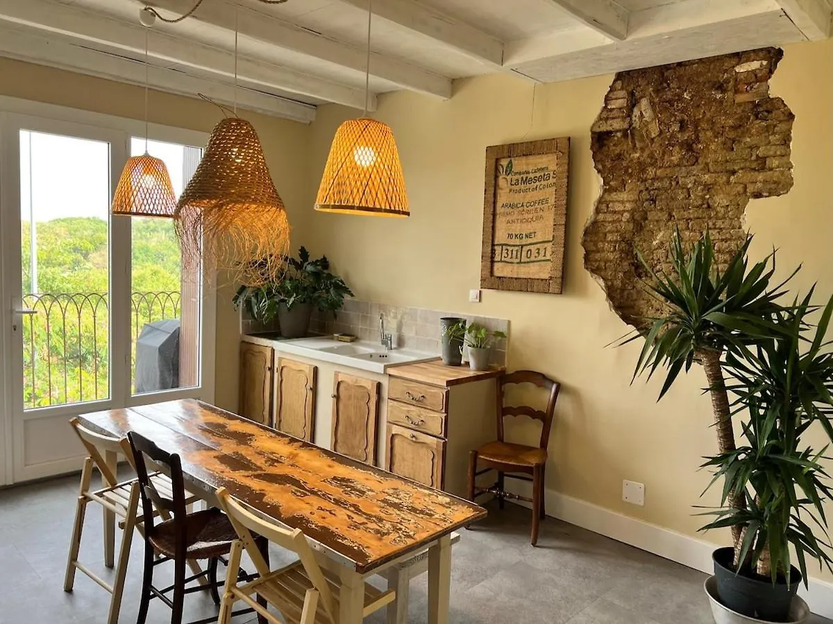 Vila Designer Townhouse With 2 Stunning Terraces Lafrançaise